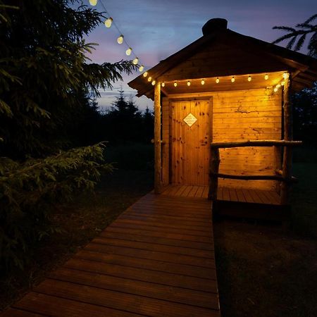 ホテル Kuusehaldja Glamping Kohila エクステリア 写真