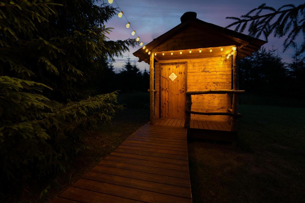 ホテル Kuusehaldja Glamping Kohila エクステリア 写真